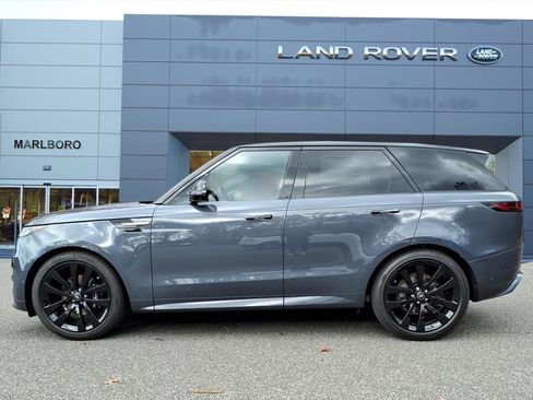 New 2025 Land Rover Range Rover Sport Dynamic SE image 6