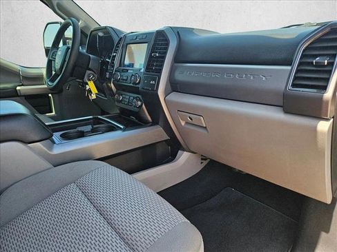 Certified 2021 Ford F250 XLT w/ XLT Premium Package AWD/4WD image 19