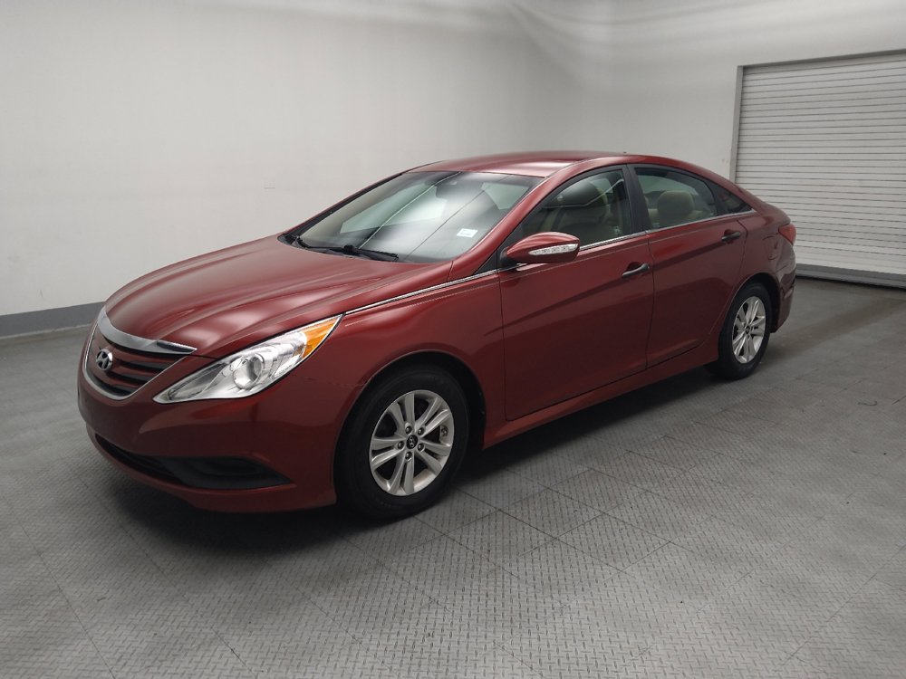 Used 2014 Hyundai Sonata GLS w/ Popular Equipment Group 2 FWD image 2