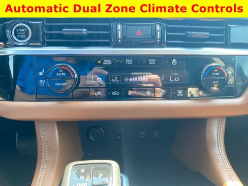 Used 2022 Nissan Pathfinder Platinum w/ Cargo Package AWD/4WD image 35
