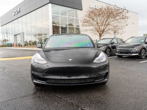 Used 2023 Tesla Model 3 Standard Range image 12