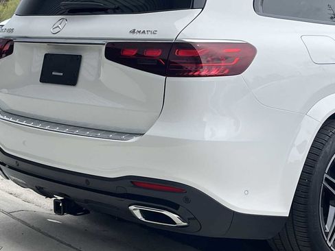 Certified 2025 Mercedes-Benz GLS 450 4MATIC image 53