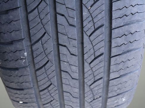 Certified 2021 Toyota Tacoma Limited image 28