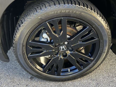 Used 2021 Honda Pilot Special Edition image 5