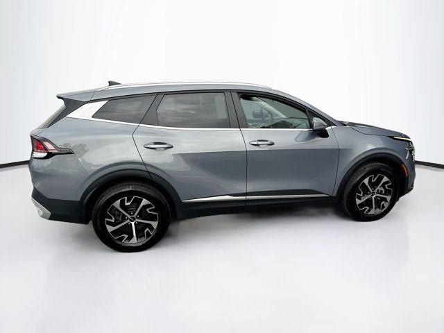 Used 2025 Kia Sportage EX AWD/4WD image 4