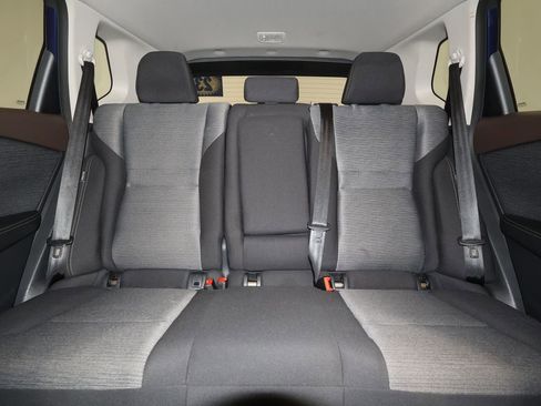 Used 2023 Nissan Rogue SV image 29