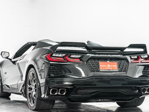 Used 2023 Chevrolet Corvette Stingray Premium Conv w/ Z51 Performance Package RWD image 7
