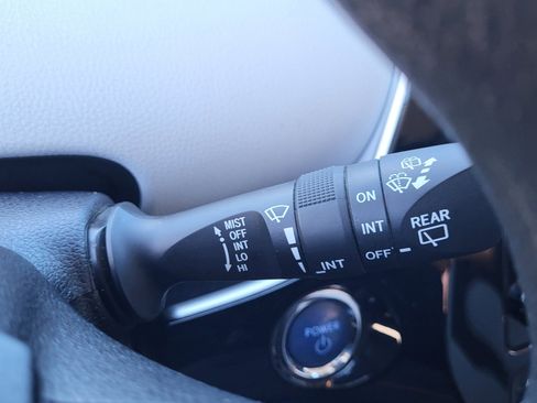 Used 2021 Toyota Prius LE image 35