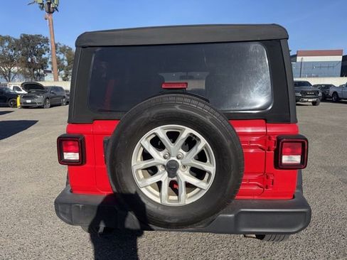 Used 2023 Jeep Wrangler Unlimited Sport AWD/4WD image 6