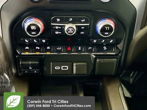 Used 2019 GMC Sierra 1500 SLT w/ SLT Premium Plus Package image 9