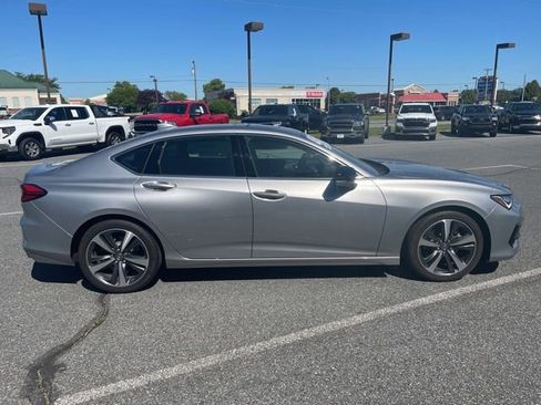 New 2025 Acura TLX w/ Technology Package FWD image 4