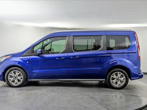Used 2017 Ford Transit Connect Titanium image 3