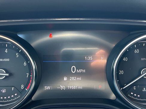 Certified 2021 Buick Encore GX Preferred w/ Cold Weather Comfort Package FWD image 28