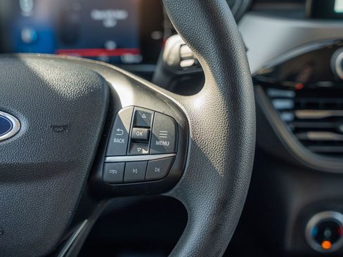 Used 2025 Ford Escape Active image 30