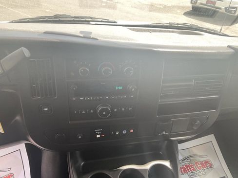 Used 2025 GMC Savana 2500 w/ Driver Convenience Package RWD image 15