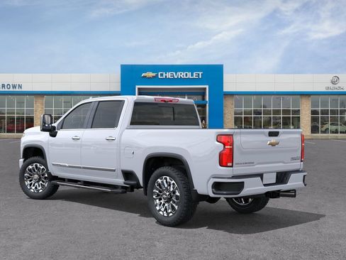 New 2026 Chevrolet Silverado 2500 High Country w/ High Country Premium Package AWD/4WD image 3