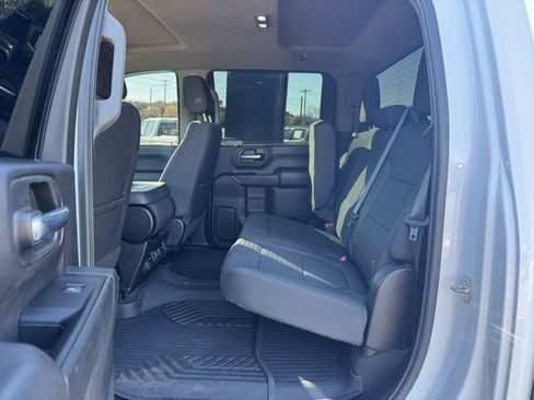 Used 2022 Chevrolet Silverado 2500 LT w/ Convenience Package image 12