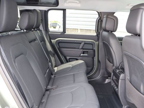 Used 2025 Land Rover Defender 110 S AWD/4WD image 28