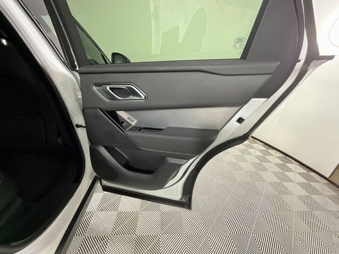 Certified 2023 Land Rover Range Rover Velar R-Dynamic S image 25