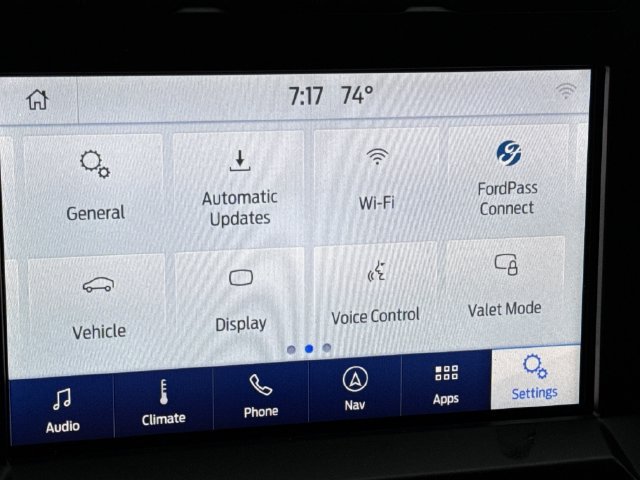 Used 2019 Ford F150 Platinum w/ Equipment Group 701A Luxury AWD/4WD image 32