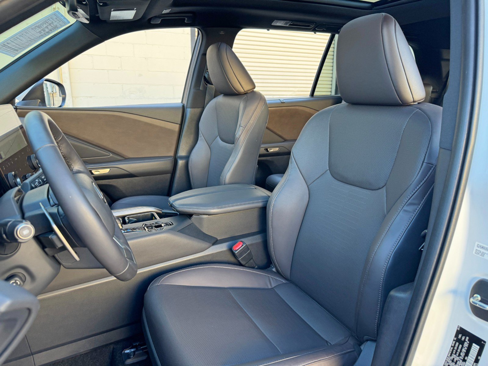 Used 2024 Lexus TX 350 AWD w/ Captains Chair Package image 37
