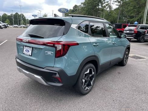 Used 2026 Kia Seltos EX FWD image 13
