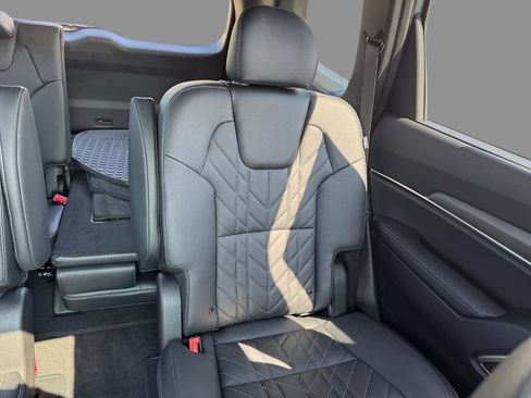 Used 2025 Kia Telluride EX X-Line AWD/4WD image 17
