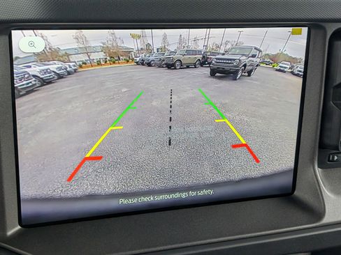 New 2025 Ford Bronco Base image 24