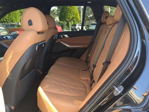 Certified 2024 BMW X5 sDrive40i w/ Premium Package image 15