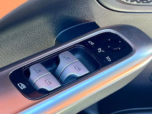 Certified 2022 Mercedes-Benz C 300 4MATIC Sedan image 31