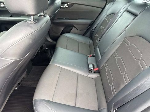 Used 2024 Kia Forte GT-Line w/ GT-Line Premium Package image 11