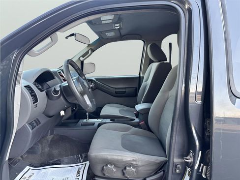 Used 2013 Nissan Xterra S image 11