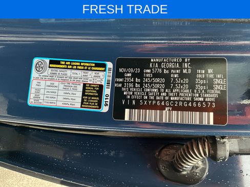 Used 2024 Kia Telluride S image 32