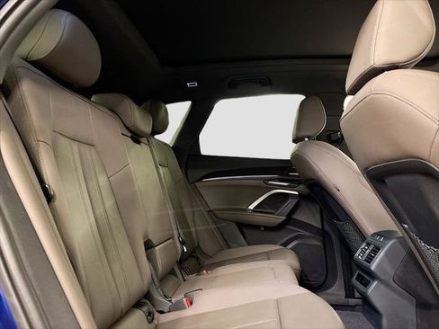 Certified 2025 Audi Q5 Premium w/ Premium Plus AWD/4WD image 16