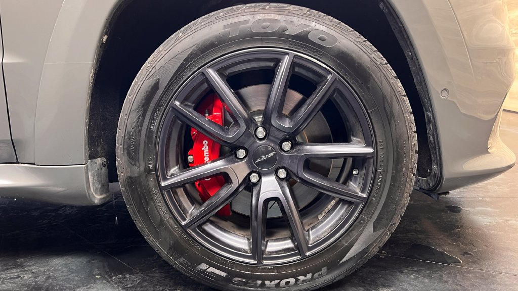 Used 2020 Jeep Grand Cherokee SRT AWD/4WD image 25