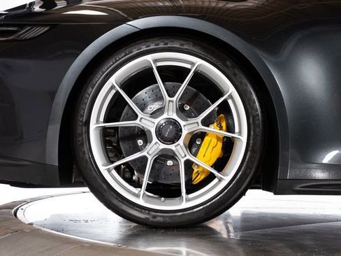 Used 2024 Porsche 911 GT3 RWD image 12