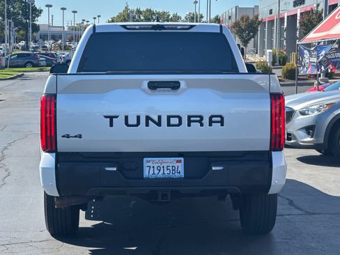 Used 2024 Toyota Tundra Limited AWD/4WD image 8