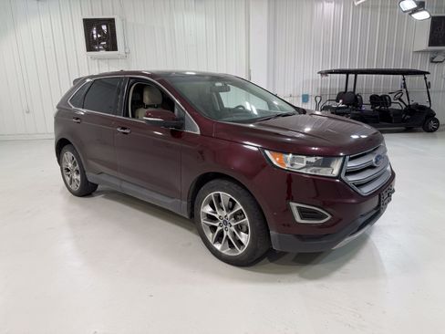 Used 2017 Ford Edge Titanium w/ Equipment Group 301A AWD/4WD image 7