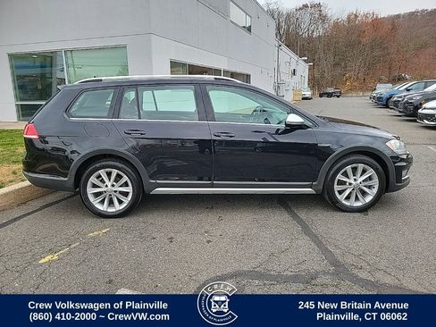 Used 2018 Volkswagen Golf Alltrack SE image 31