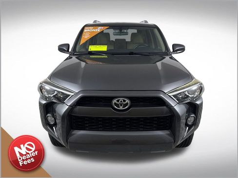 Used 2016 Toyota 4Runner SR5 RWD image 9