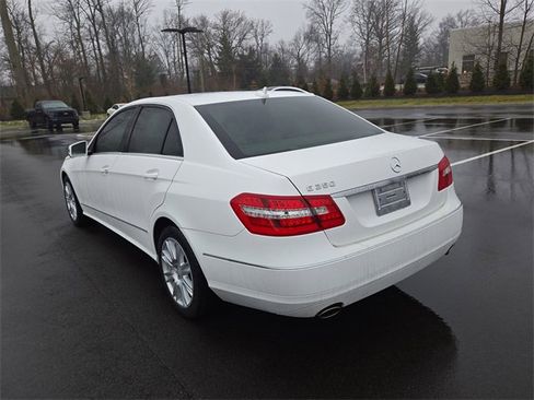 Used 2013 Mercedes-Benz E 350 Sedan image 5
