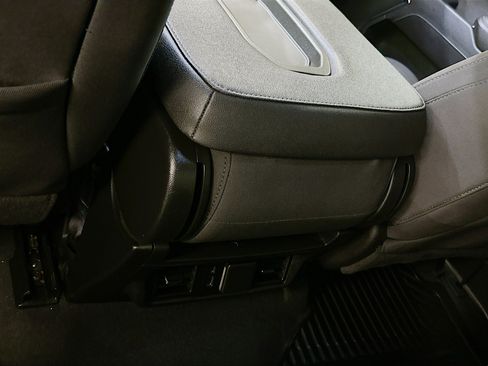 Used 2023 GMC Sierra 1500 Elevation AWD/4WD image 28
