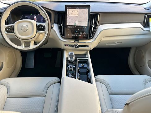 New 2026 Volvo XC60 B5 Ultra w/ Climate Package PRO AWD/4WD image 14