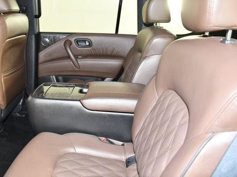 Used 2024 Nissan Armada Platinum w/ Captain's Chairs Package AWD/4WD image 53