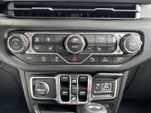 New 2025 Jeep Wrangler Sport S image 48