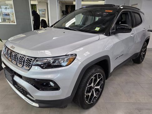 Used 2025 Jeep Compass Limited w/ Sun & Sound Group image 2