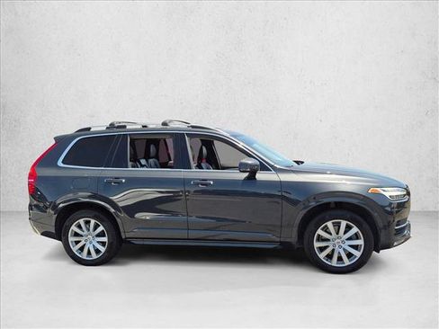 Used 2017 Volvo XC90 T6 Momentum w/ Vision Package AWD/4WD image 5