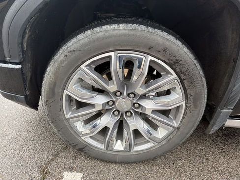 Used 2023 GMC Sierra 1500 Denali w/ Denali Reserve Package image 11