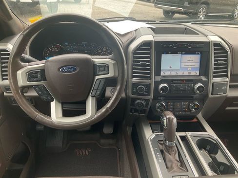 Used 2017 Ford F150 King Ranch w/ Equipment Group 601A Luxury AWD/4WD image 25