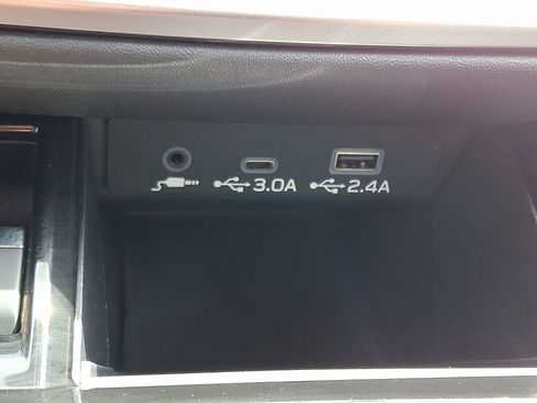 Used 2023 Subaru Outback Touring AWD/4WD image 26